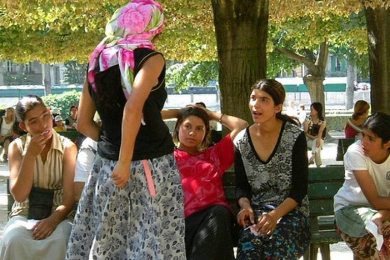 Due denunce per inosservanza al foglio di via obbligatorio