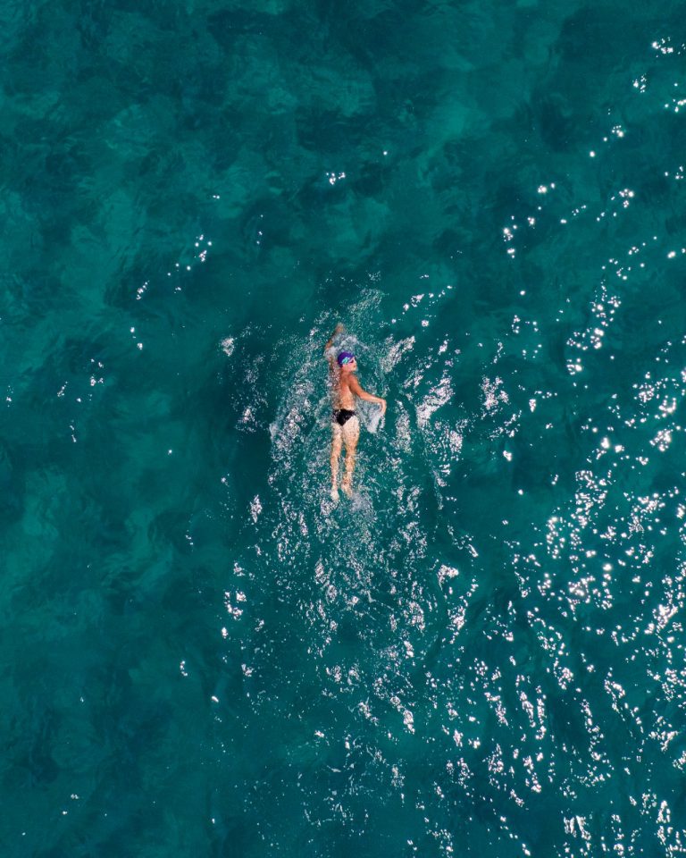 GAETA: LA CITTA’ PROTAGONISTA SU TELEGIORNALE NAZIONALE E IL SINDACO MITRANO SI IMPONE COME PROVETTO NUOTATORE