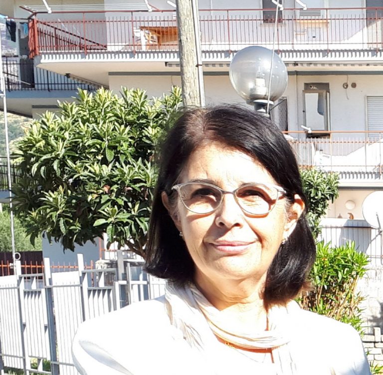 ANNUNZIATA MARCIANO: DIRIGENTE SCOLASTICO DI PRIMO ORDINE PER COMPETENZA E PROFESSIONALITA’