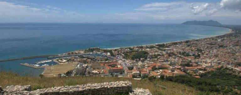 DA FONDI A TERRACINA UNA DOMENICA SULLE TRACCE DEI CARBONAI ALLA FONTE DI SANTO STEFANO, ANTICO CONFINE DI STATO