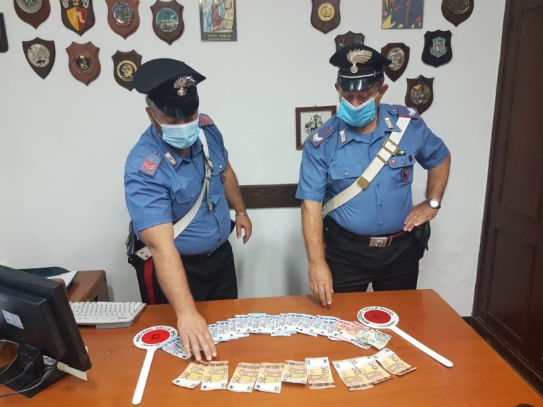PRESI DAI CARABINIERI DUE NAPOLETANI CHE PIAZZAVANO BANCONOTE FALSE TRA MONTE SAN BIAGIO E SAN FELICE CIRCEO
