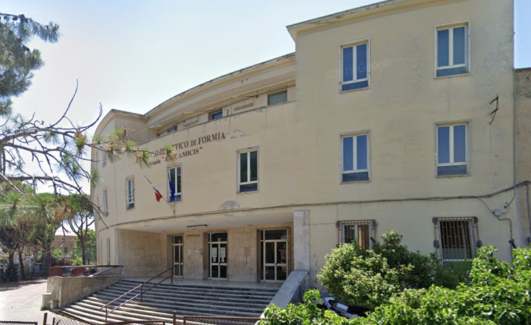 FORMIA: INVESTIMENTI SIGNIFICATIVI PER LE SCUOLE PRIMARIE DI CASTELLONE E DE AMICIS