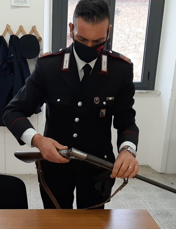 MONTE SAN BIAGIO: ARRESTATO MONTICELLANO PER POSSESSO FUCILE CON MATRICOLA ABRASA