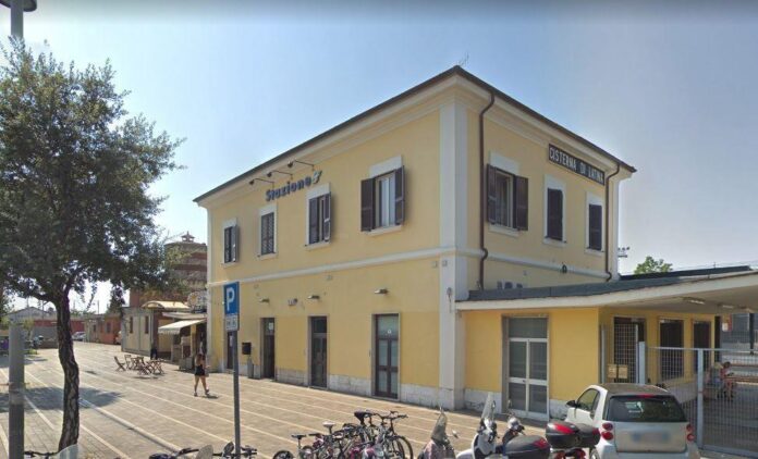 Stazione ferroviaria di Cisterna