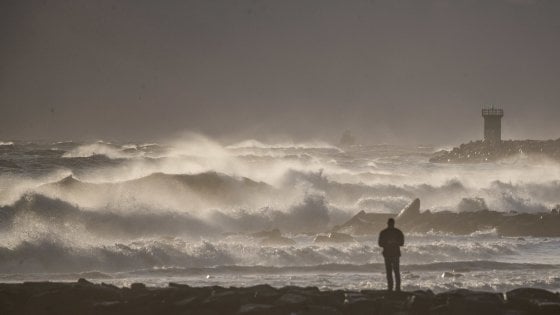 MALTEMPO: IN ARRIVO VENTI FORTI SU ITALIA NORD-OVEST E ISOLE MAGGIORI