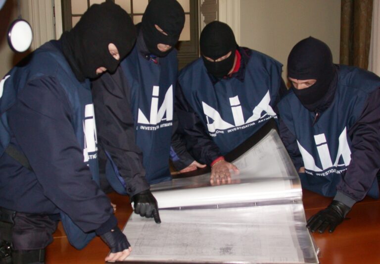 Polizia DDA e Magistratura protagoniste di una splendida bonifica nel pantano mafioso pontino