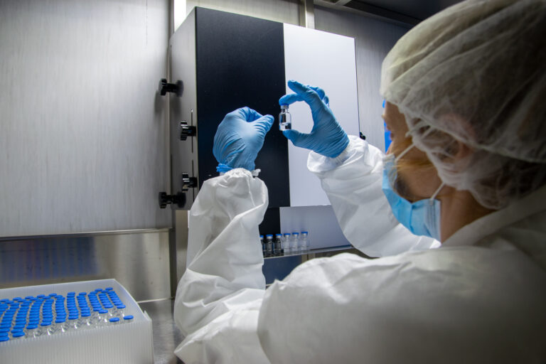 Covid torna a far paura nella provincia di Latina e i monoclonali rischiano di finire nella spazzatura