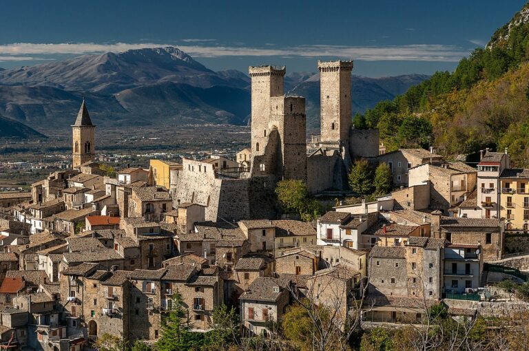 Gaeta, gemellaggio con la città di Pacentro