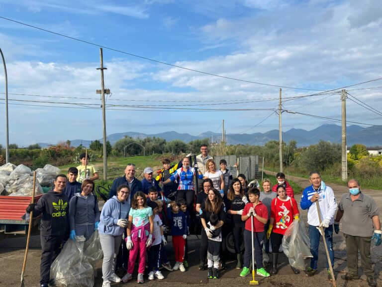 Fondi – Grandi pulizie a San Raffaele: tutti al lavoro