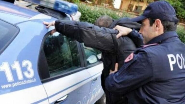 Polizia: pluripregiudicato arrestato per rapina commessa con complici a Roma nell’estate 2020
