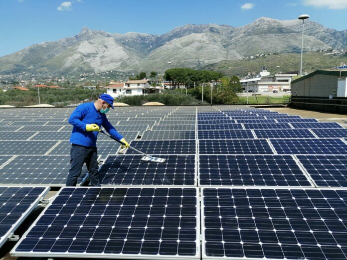pulizia pannelli fotovoltaici Dema Multiservice