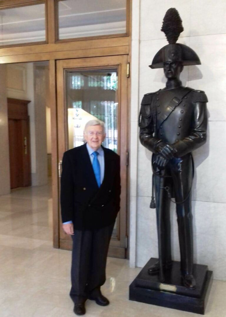 Golfo di Gaeta: Aldo Lisetti e il suo nuovo libro “Incontri Eccellenti in Pillole”