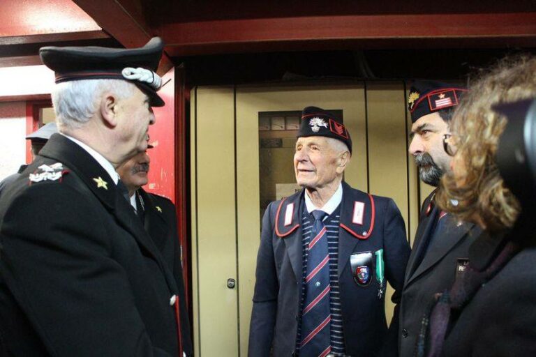 Minturno: ANC festeggia un pensionato con gli alamari che compie 98 anni