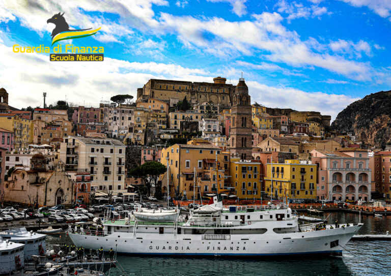 ESERCITAZIONI TECNICO – NAUTICHE PRESSOLA SCUOLA NAUTICA DELLA GUARDIA DI FINANZA DI GAETA
