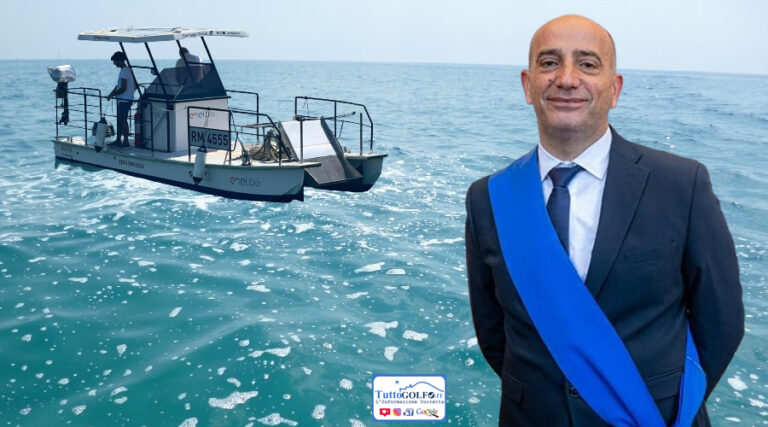 Analisi della qualità delle acque in tempo reale e in azione la prima barca elettrica al mondo con kit antinquinamento