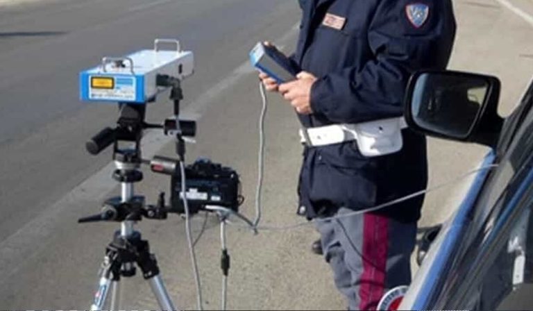 AUTOVELOX MOBILI DELLA POLIZIA SULLE STRADE DI LAZIO E CAMPANIA: IL CALENDARIO