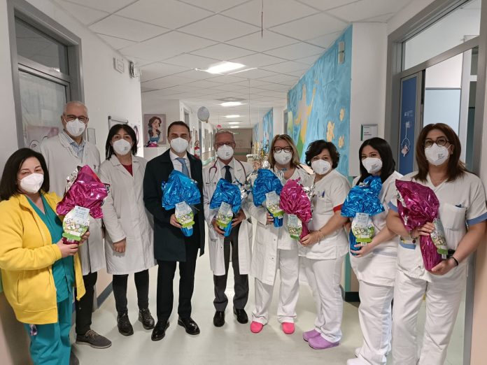 Consegna uova di Pasqua Cassino