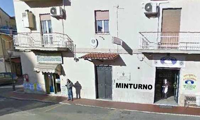 Minturno, Arrestato 33enne: si presenta in caserma lamentandosi del fatto che i Carabinieri avevano rimosso l’auto dalle Sieci e prolifera parole offensive