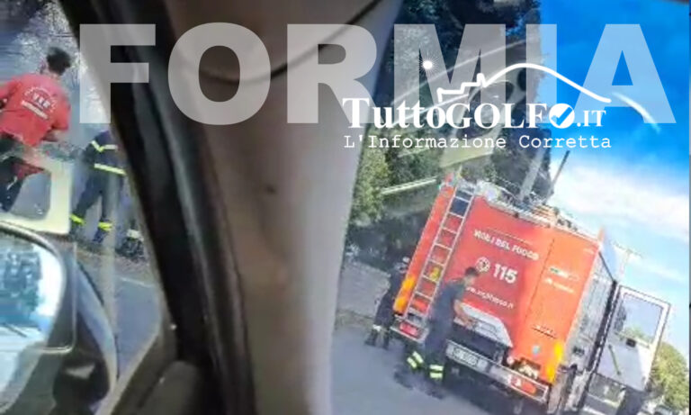 Formia, incendio in zona Enaoli: intervengono i Vigili del Fuoco. Allarme degrado nella via Formia-Sparanise