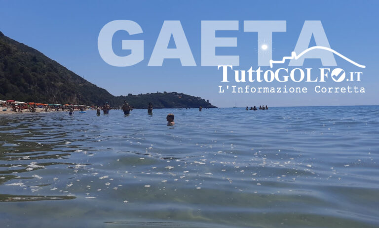 Schiuma in mare avvistata anche nel litorale dell’Arenauta di Gaeta. Tra rassicurazioni, dubbi e soluzioni