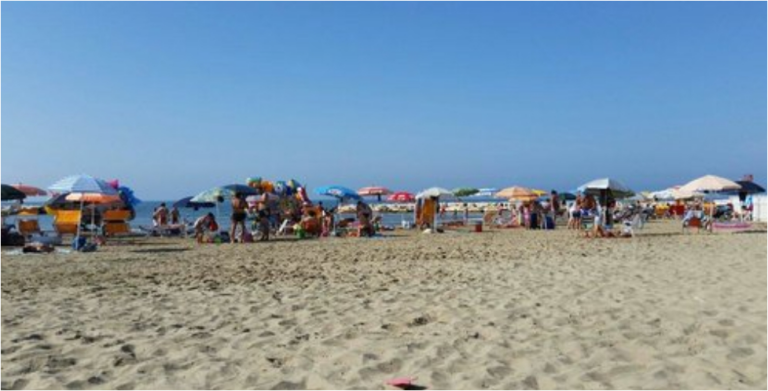 Intossicazione alimentare a Formia: dieci bagnanti colpiti dopo aver mangiato tonno