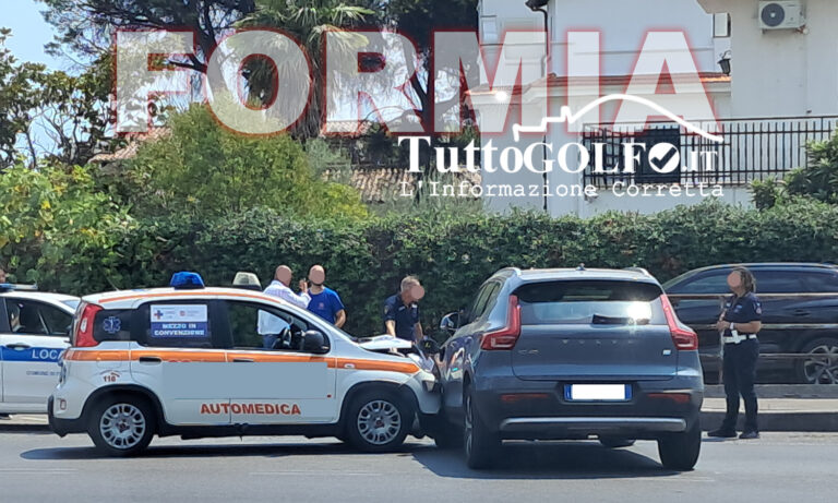 Incidente a Formia, scontro tra auto medica e SUV in via Unità d’Italia