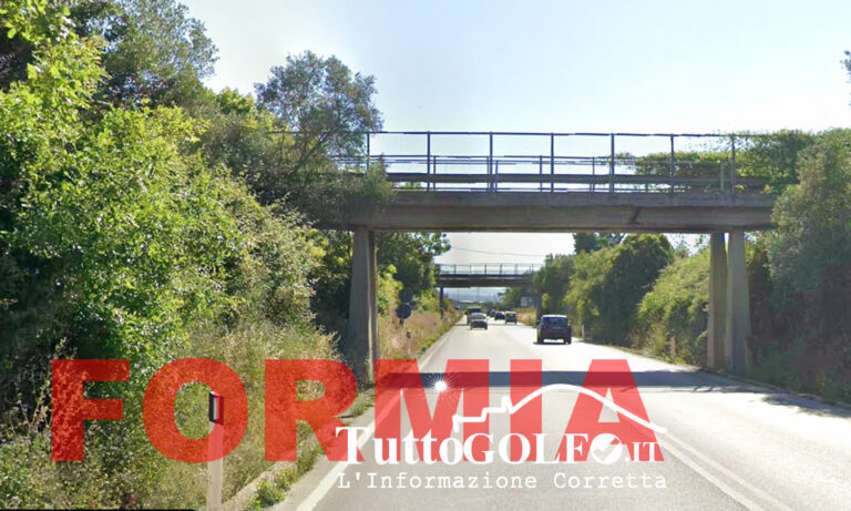 Il cavalcavia dimenticato sulla superstrada di Formia