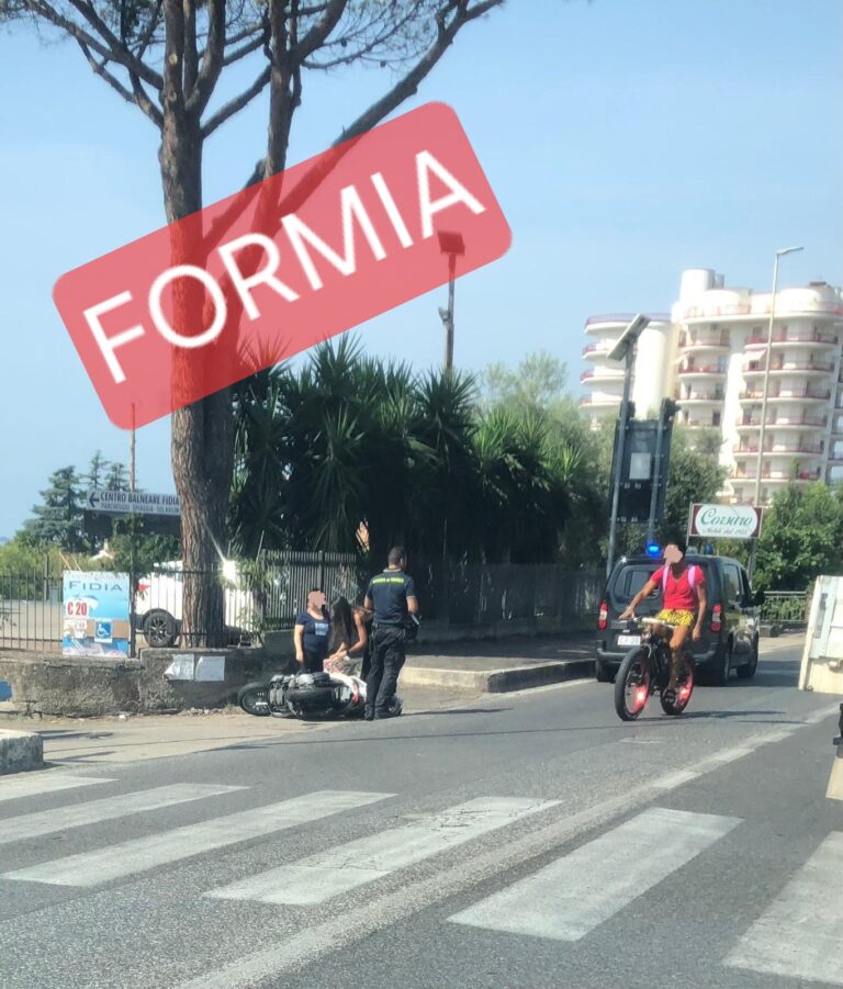 Formia – Incidente ad Acquatraversa, moto coinvolta: traffico bloccato e riflettori puntati sulla sicurezza stradale