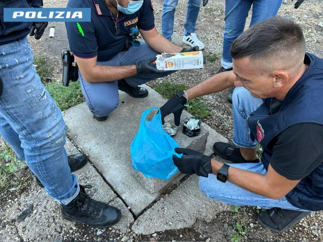Fondi: Blitz antidroga e contro l’immigrazione irregolare della Polizia di Stato