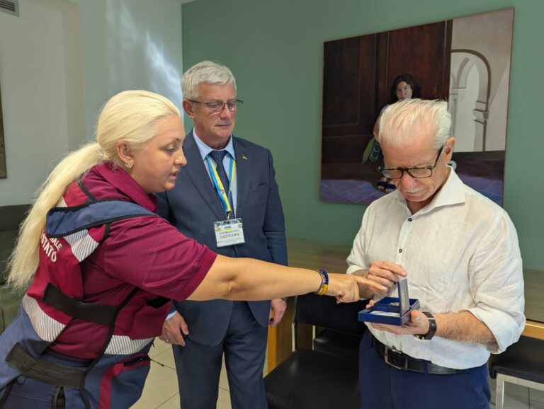 Accoglienza ucraina: il sindaco di Fondi premiato con la “Stella al Merito”
