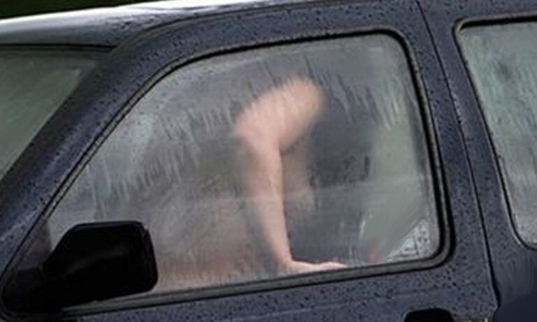 80enne fa sesso in auto con una sua dipendente 30enne. L’audio delle urla di una moglie tradita diventa virale. Il caso esploso in provincia di Frosinone