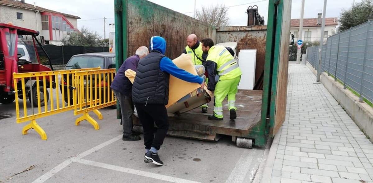 Le “Domeniche ecologiche” di Formia continuano con successo e cancellano il tragico capitolo del 2014 delle discariche abusive