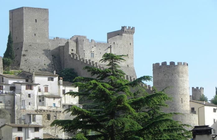 Itri inaugura "Innesto #01: l’imprevedibile virtù della memoria"