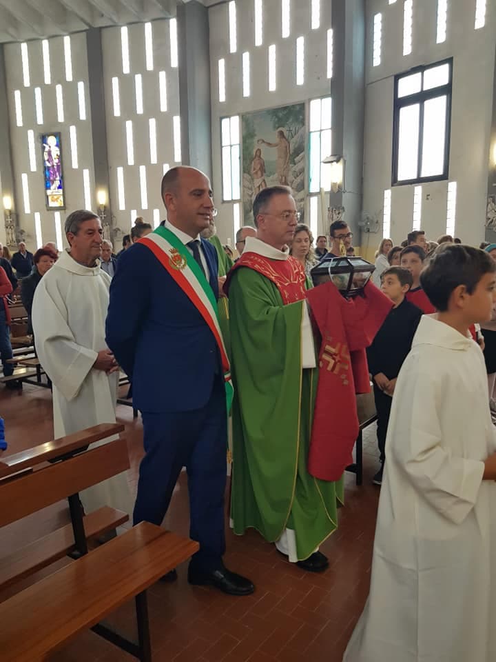 SCAURI - IL CRANIO DI SANTA ALBINA COLLOCATO AL DI SOTTO DELL’ALTARE
