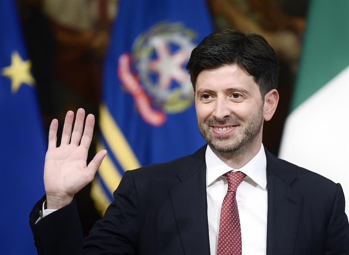 CORONAVIRUS: ORDINANZA RESTRITTIVA  DEL MINISTRO DELLA SALUTE