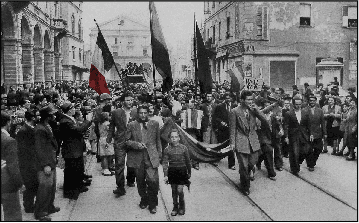 Formia. Il 25 aprile verrà deposta la corona al Monumento dei Caduti e il sindaco invita ad esporre il tricolore