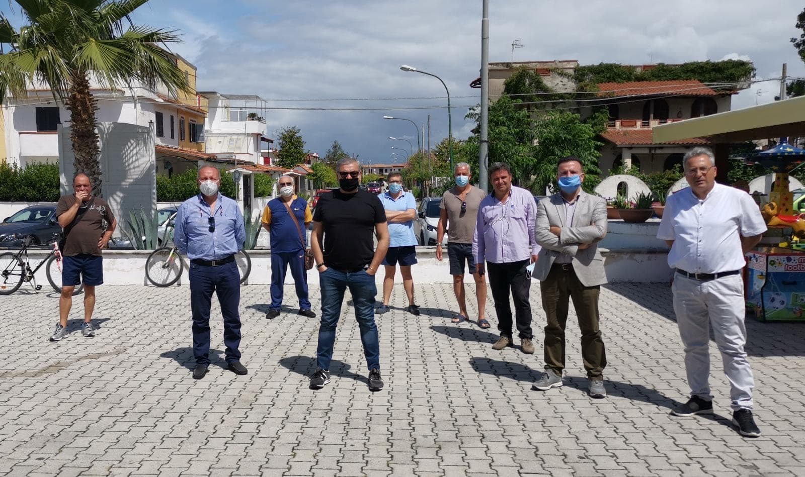 Raccolta rifiuti a Baia Felice: chiesto ripristino del porta-a-porta