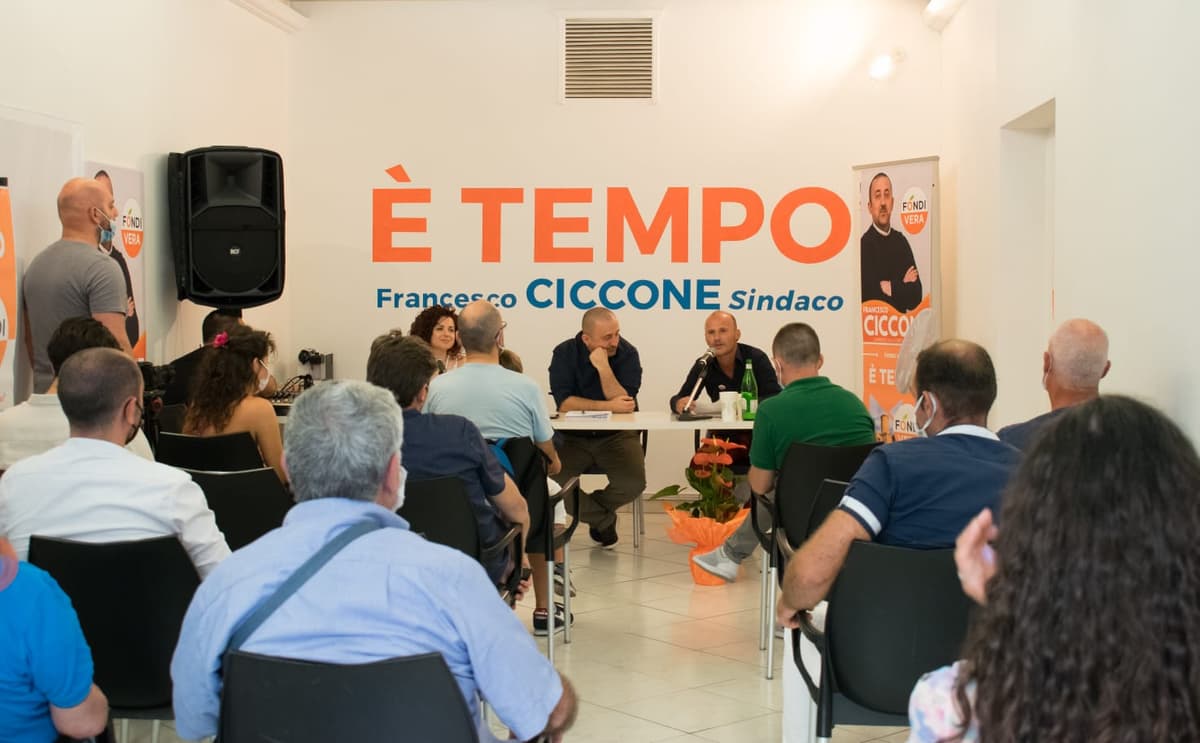 MOVIMENTO FONDI VIVA SOLLECITA IL COMUNE AD ATTREZZARE LE SCUOLE PER SETTEMBRE