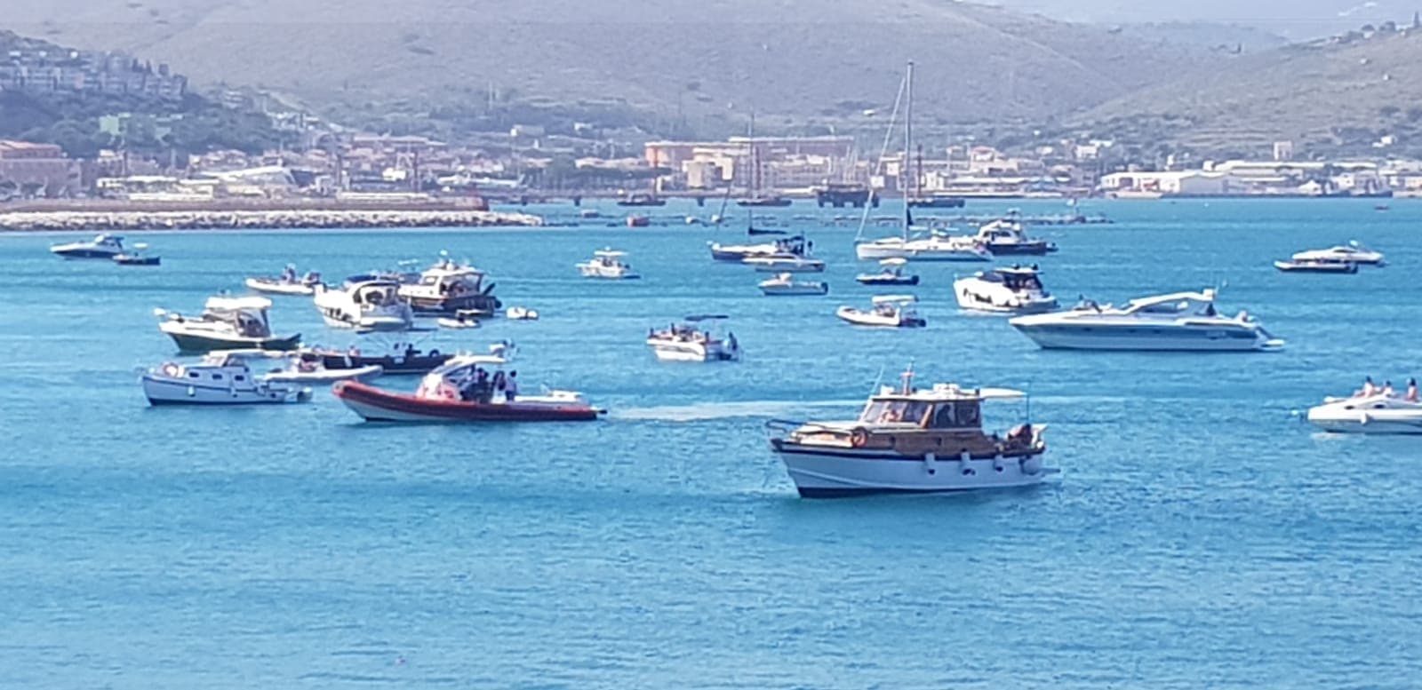 OLTRE UN MILIONE DI EURO PER INVESTIMENTI NEI PORTI E RIPARI DI PESCA