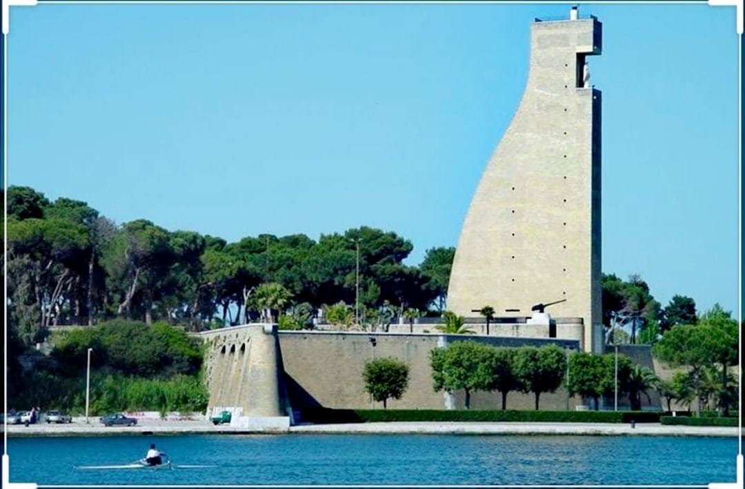 UNDICI MARINAI DI FORMIA, MORTI IN VARIE GUERRE