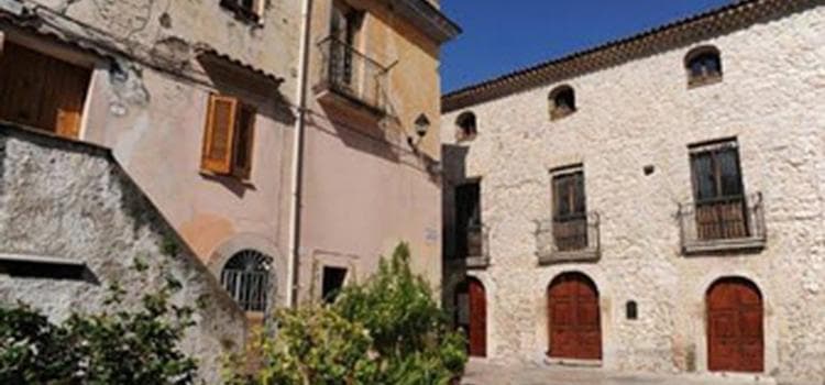 FONDI: PALAZZO CAETANI, MUSEO DEL MEDIOEVO EBRAICO, CHIOSTRO DI SAN DOMENICO, VILLA PLACITELLI APERTI AL PUBBLICO GRAZIE AL PARCO REGIONALE