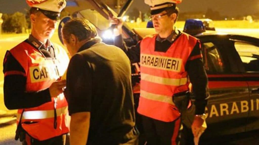 SPERLONGA: TRENTACINQUENNE DI FONDI SI RIFIUTA DI SOTTOPORSI ALL'ALCOL TEST