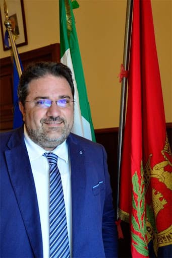 MINTURNO - DIFFICOLTA' PER LE ATTIVITA' SPORTIVE, TUTTI CHIEDONO IL PALAZZETTO DELLO SPORT