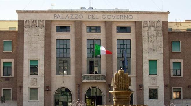COMMERCIO, UN TAVOLO PERMANENTE IN PREFETTURA