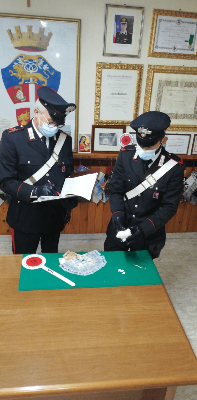 FONDI: OPERAZIONE ANTIDROGA DEI CARABINIERI, ARRESTATO TRENTADUENNE