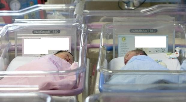 ALESSANDRO E' IL PRIMO NATO DEL 2021 AL GORETTI DI LATINA, MENTRE SOPHIE E' L'ULTIMA NATA DEL 2020 PRESSO IL DONO SVIZZERO DI FORMIA