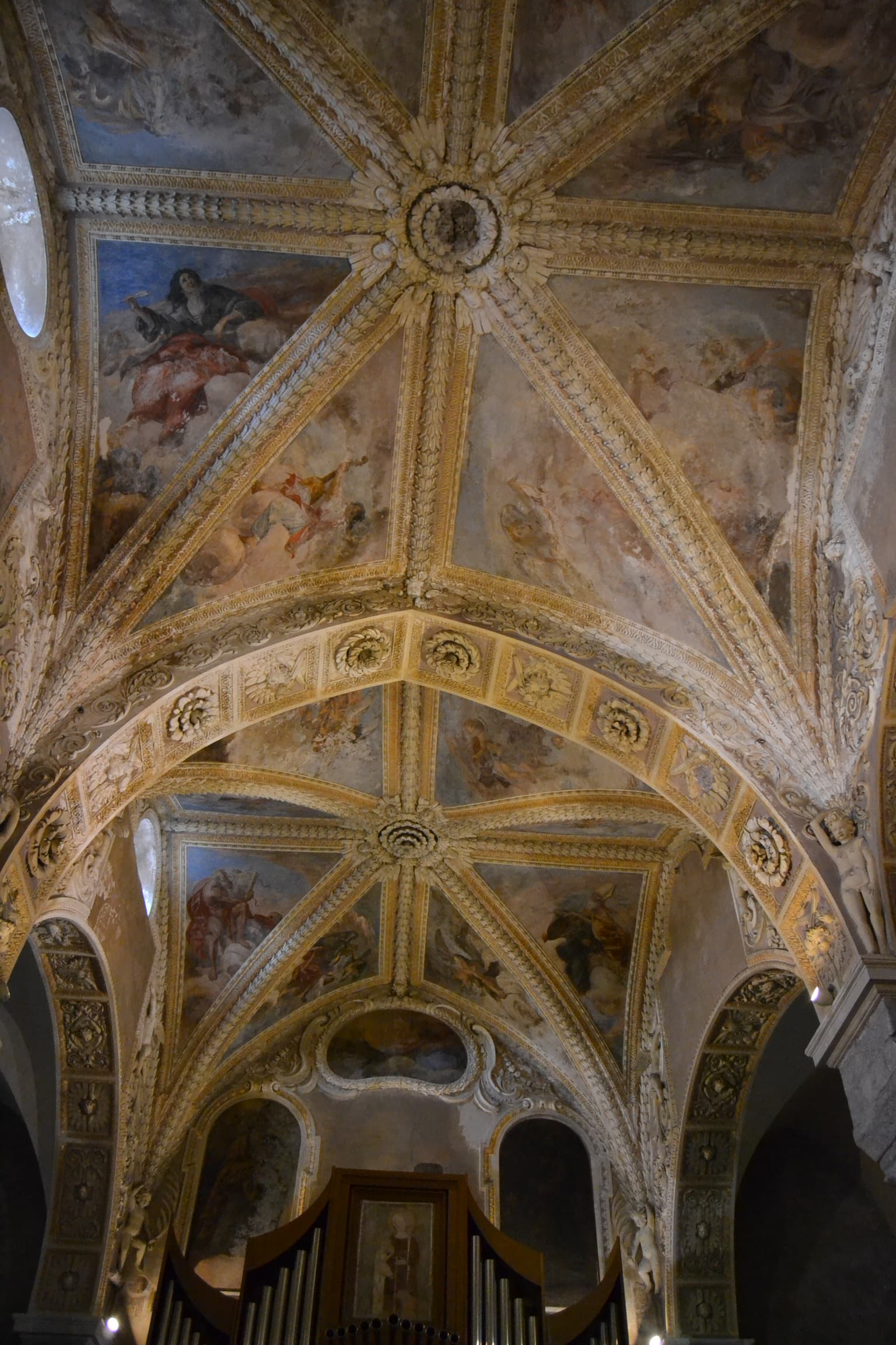 Minturno, accorato appello di Italia Nostra alla Soprintendenza per gli affreschi della Cattedrale