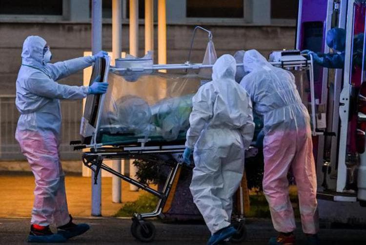 Covid-19 in Italia: ad oggi 3.306.711 contagiati e 103.855 decessi