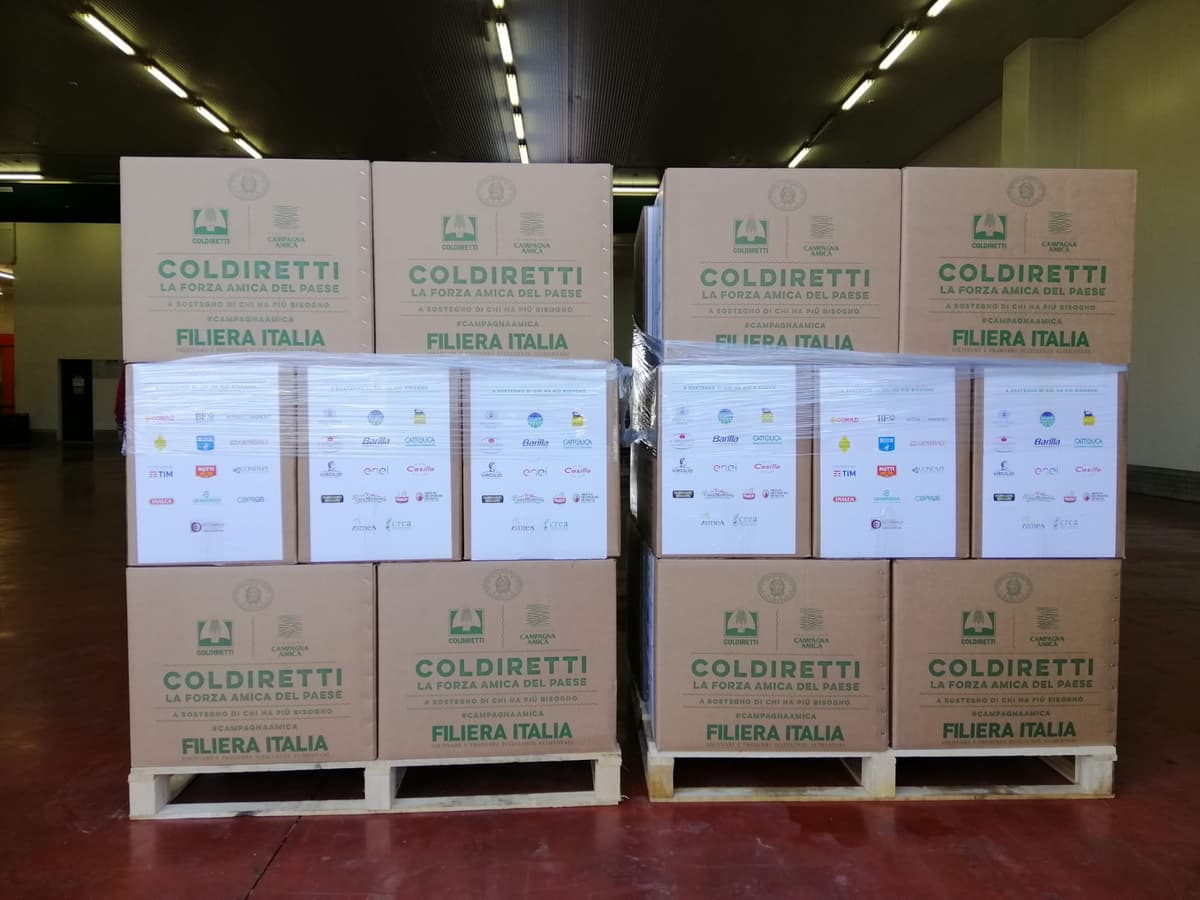 Fondi, consegnati 4334 buoni spesa a 321 famiglie della città