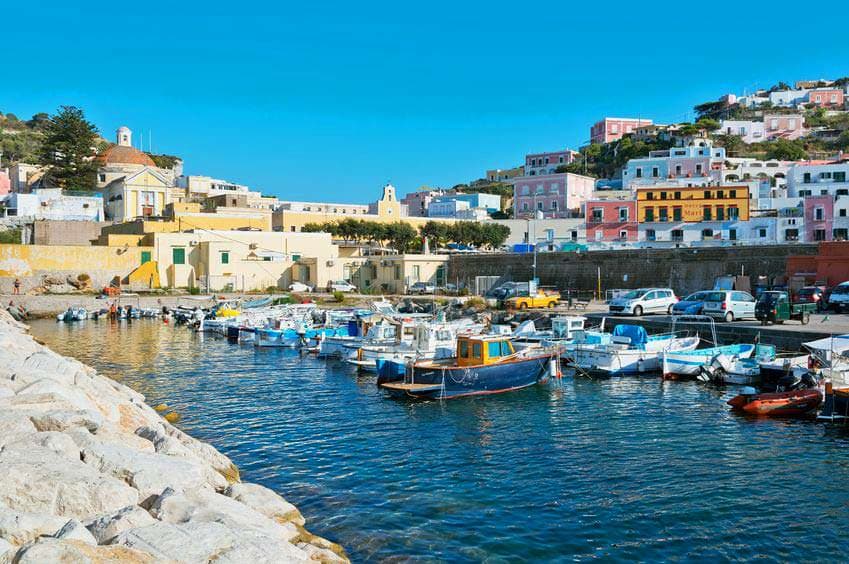 Gli undici anni della colonia confinaria a Ponza, il racconto